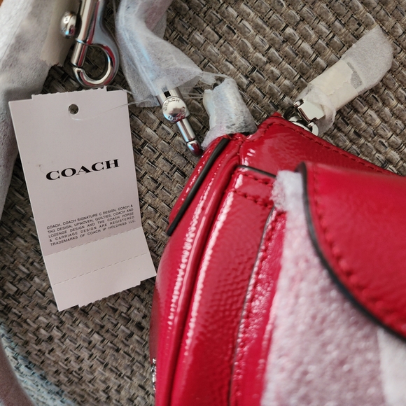 NWT Coach Ashton Crinkle Patent Leather Red Baguette Crossbody Bag CV943 - Picture 5 of 7